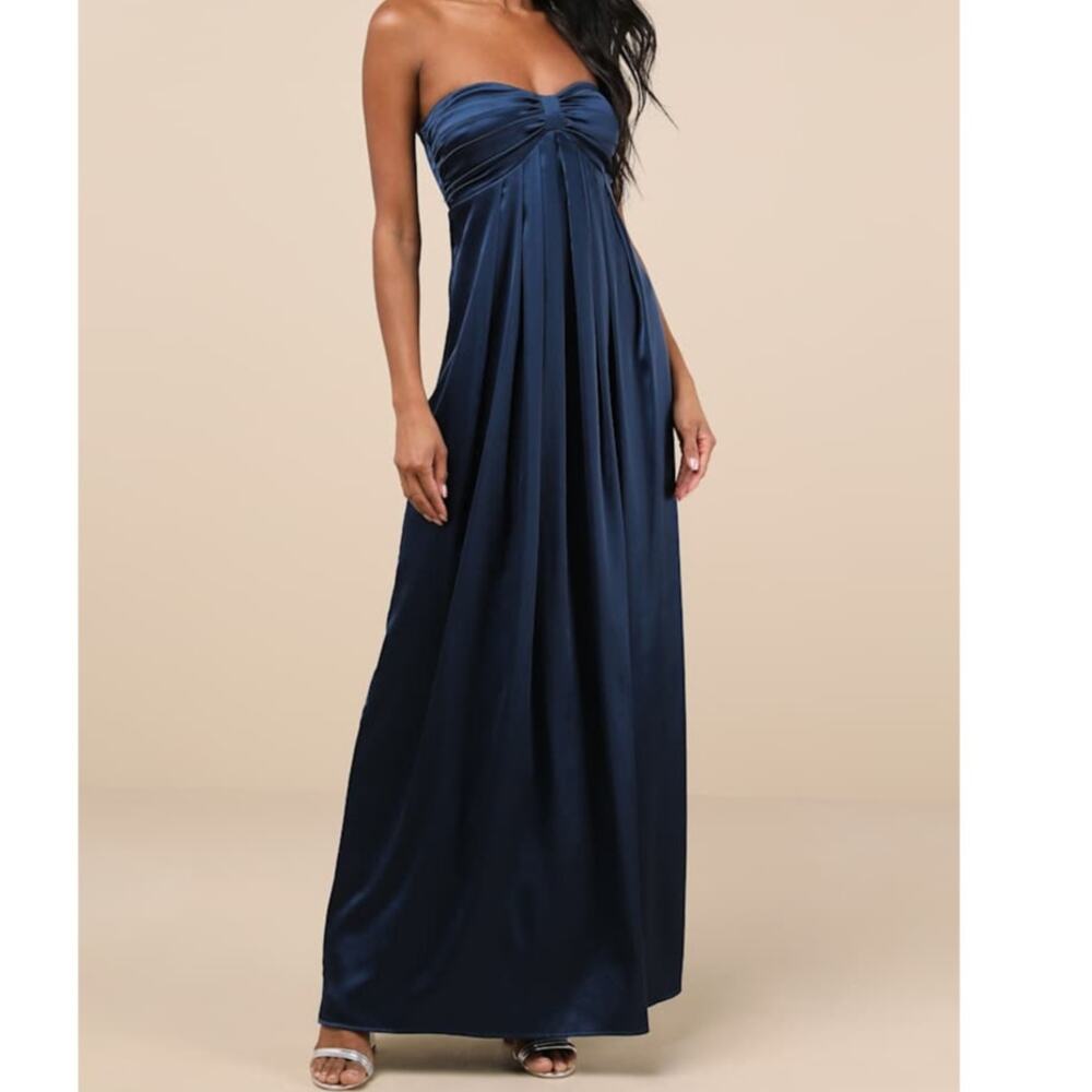 NEW Lulus Memorable Entrance Dark Blue Strapless Satin Pleated Maxi Gown Dress
